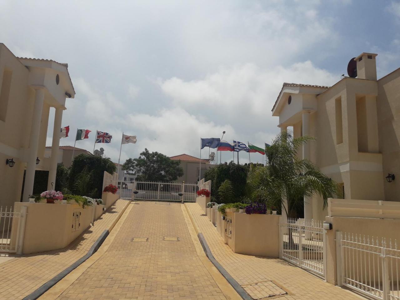 Anthorina Villa 5 Protaras Bagian luar foto